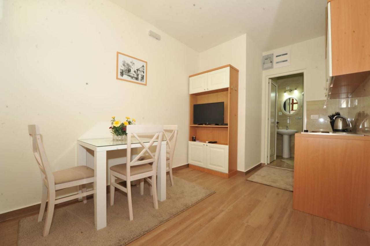 Apartments Olive Kotor Ngoại thất bức ảnh