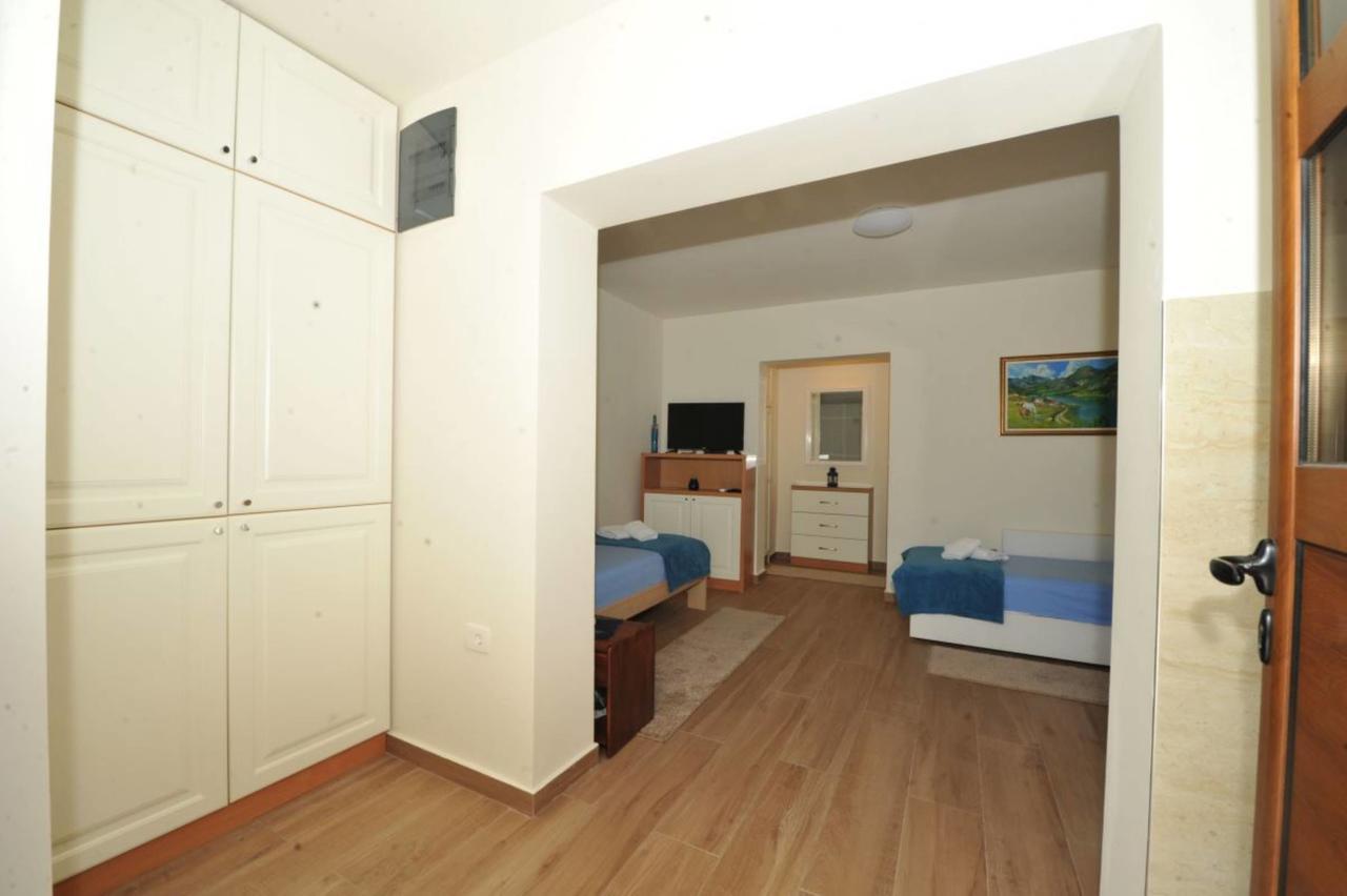 Apartments Olive Kotor Ngoại thất bức ảnh